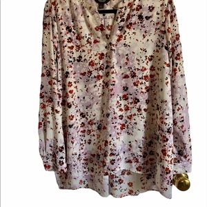 Simply Vera VeraWang large floral top